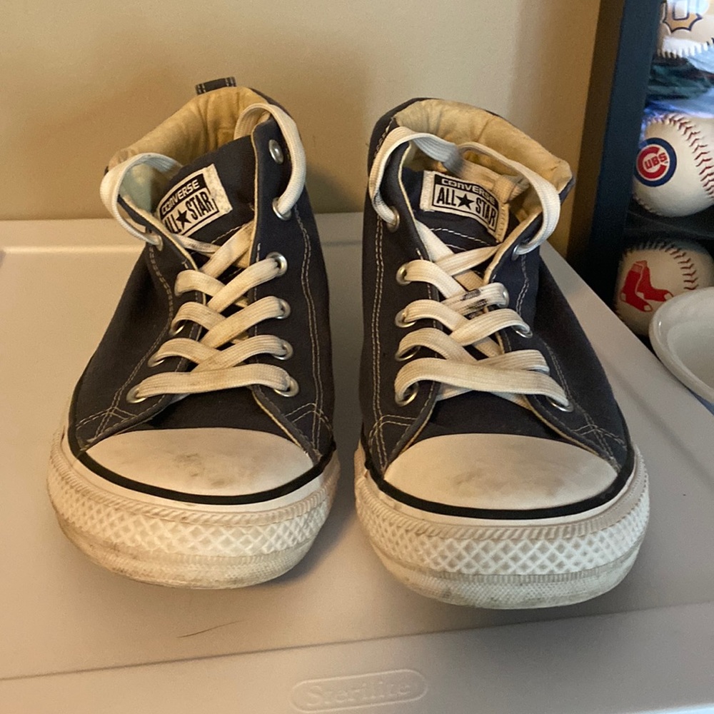 Men’s All Star converse size 10 navy blue